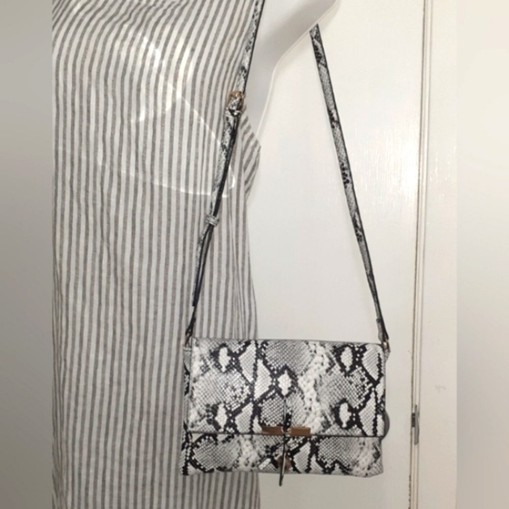 WILD (SNAKE) SHOULDER BAG! - Picture 2 of 6